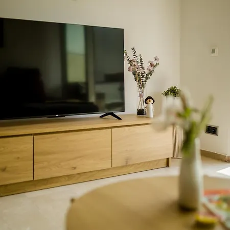 Immo-vision - Comfort Living Apartments, 8 Schlafzimmer