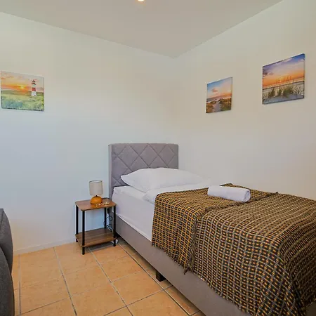Immo-vision - Comfort Living Apartments, 8 Schlafzimmer דירה