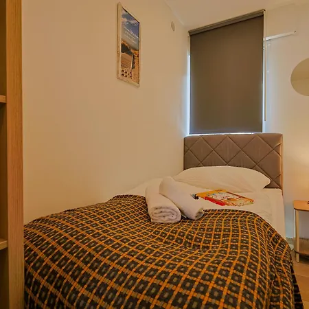 Immo-vision - Comfort Living Apartments, 8 Schlafzimmer *